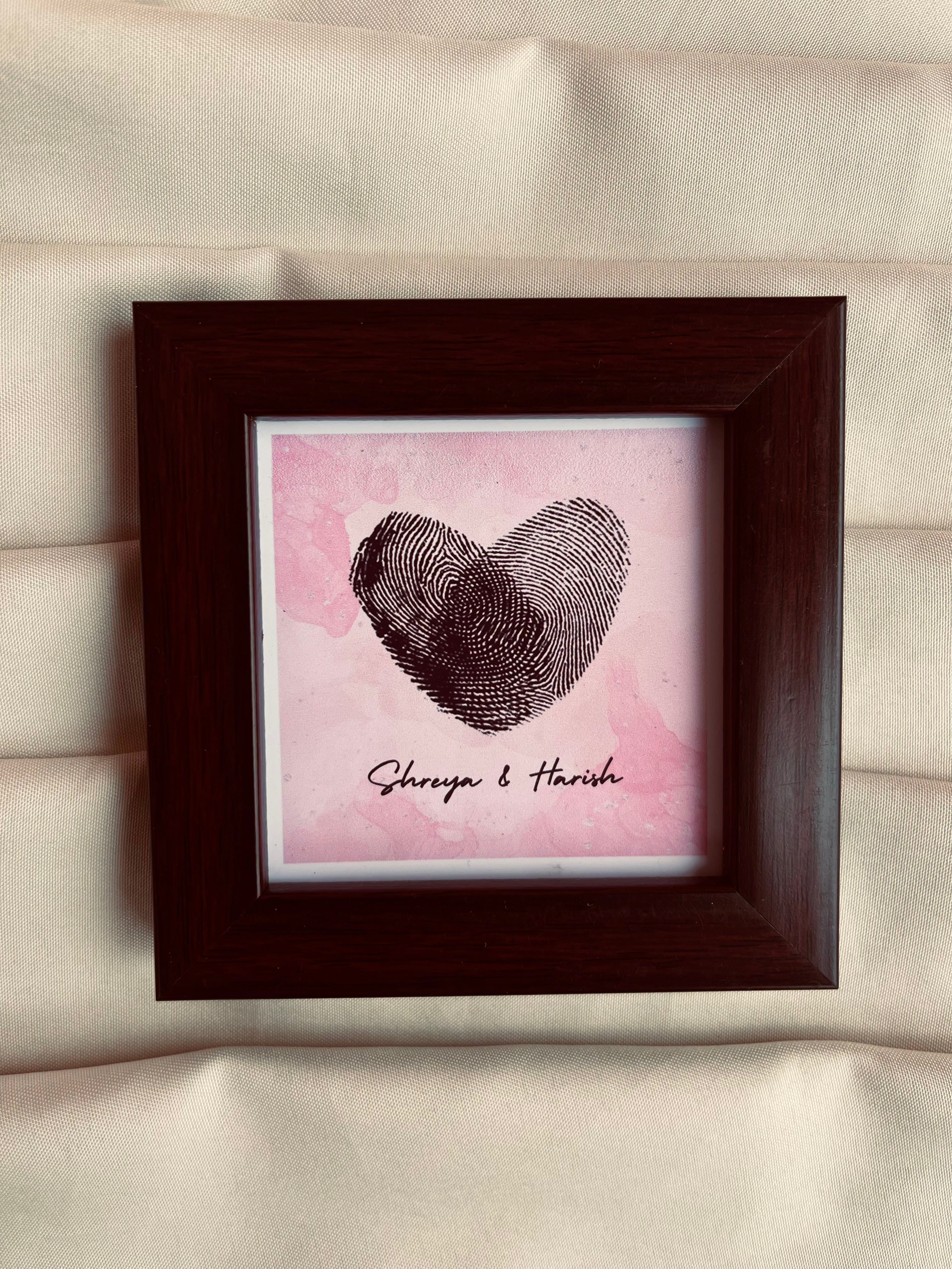 Duo-metric Thumbprint Heart Frame — photo 2
