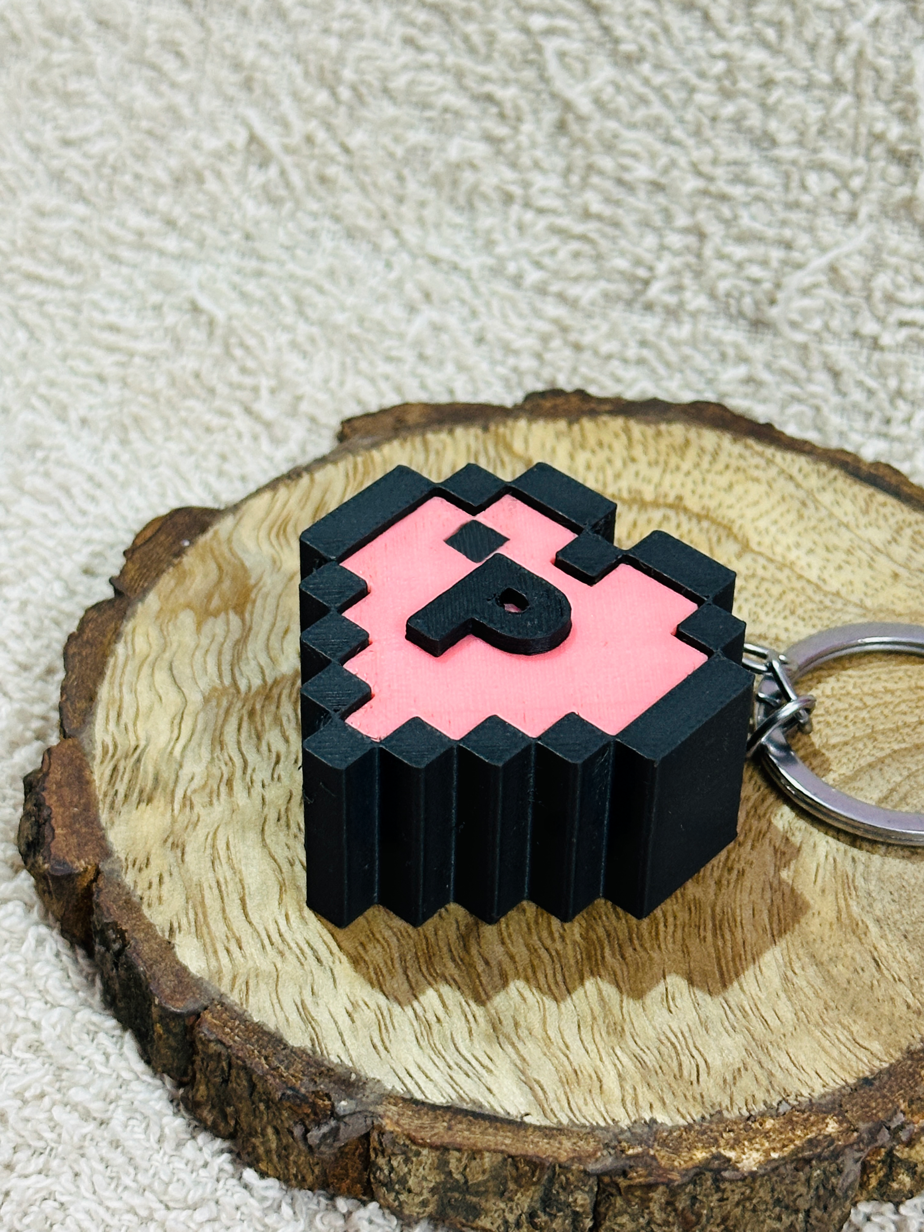 Pixel Heart Keychain | Minecraft
