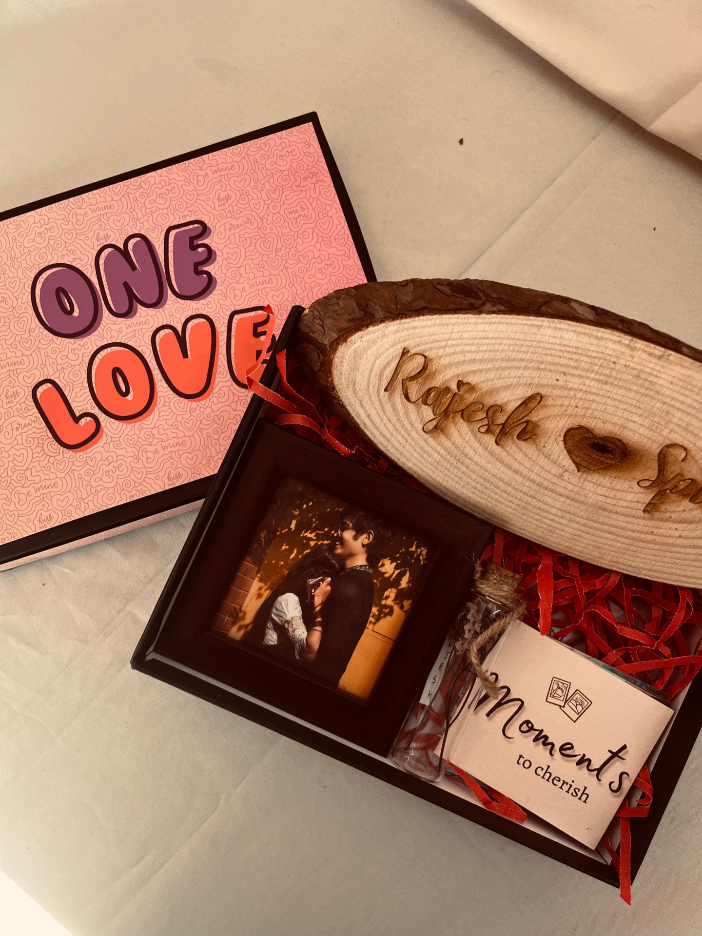 One Love - Anniversary Box — photo 3