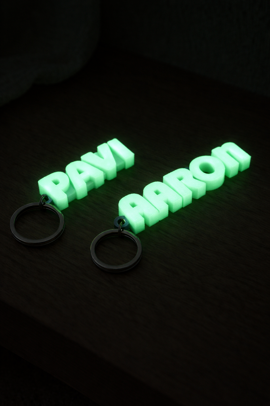 Personalized Glowing Name Keychain — photo 2