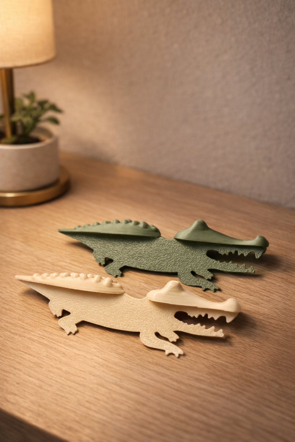 Alligator Book Bookmark – Cute & Creative Page Holder — photo 2